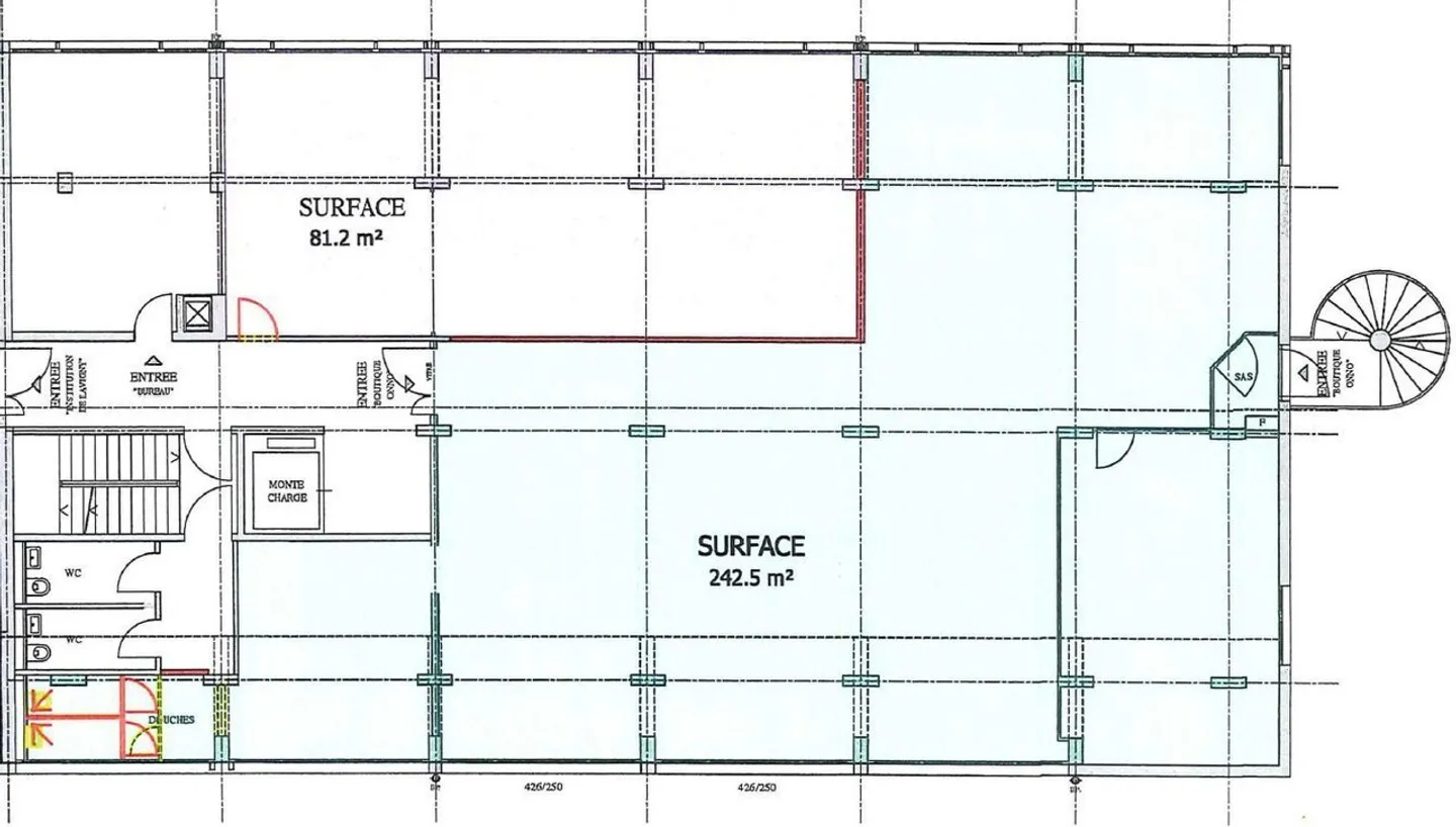 Surface de 176m2 ou divisible dès 25 m2 - Photo 3 sur 3