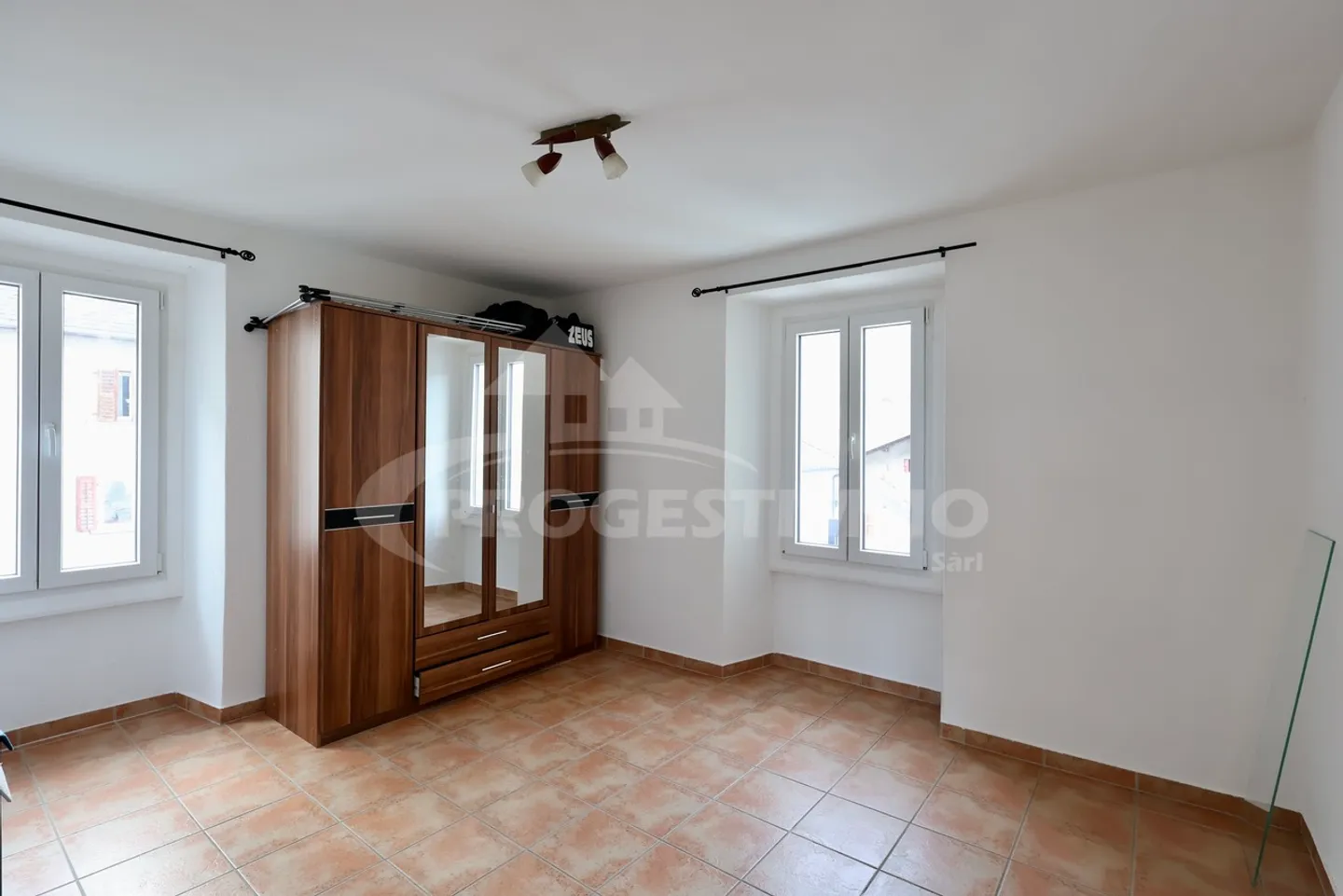 NEL CUORE DEL VILLAGGIO, SULLA STRADA PER VERCORIN - Foto 5 di 7