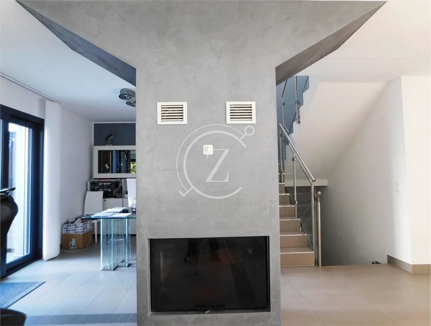 Moderna casa con piscina a Bedano - Foto 8 di 13