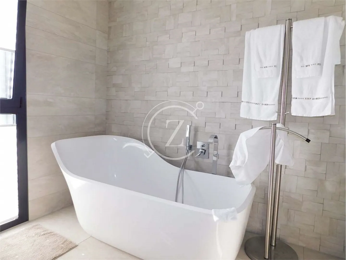 Moderna casa con piscina a Bedano - Foto 13 di 13