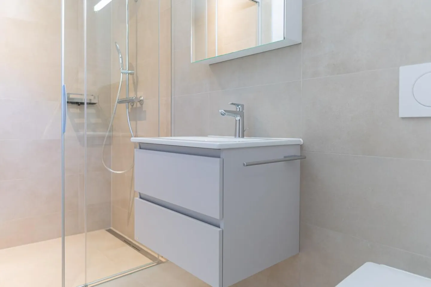 4.5-room apartment for rent (first occupancy): New building Hasol in the center of B - Photo 30 of 44