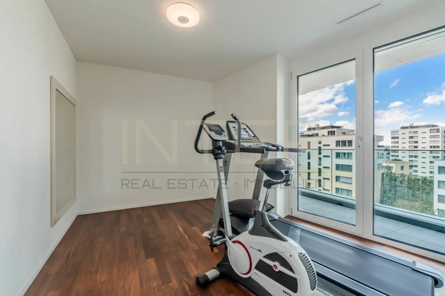 Spacious 5.5-room apartment with large balcony in Feldpark Zug - Photo 15 of 33