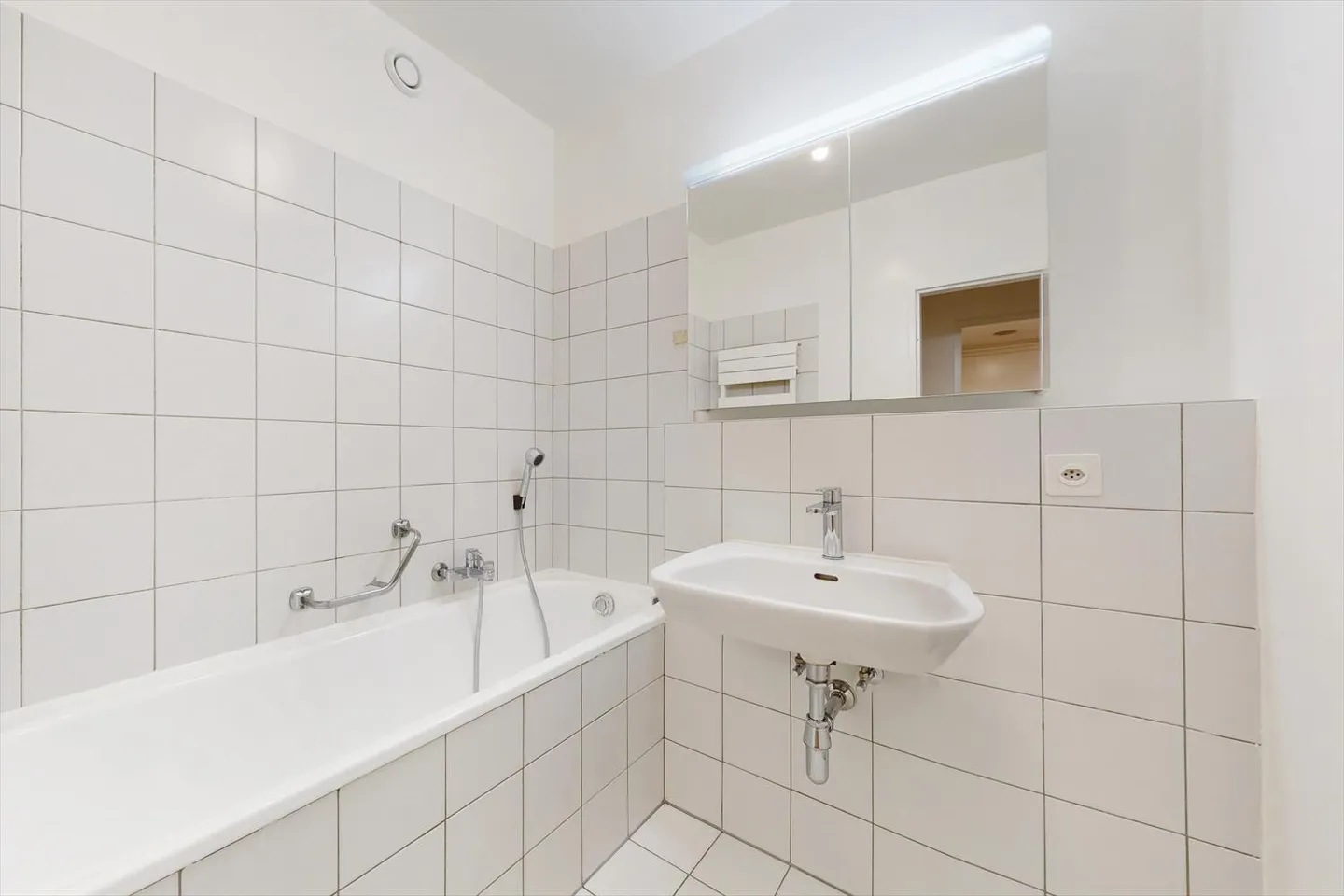 Helle Wohnung im Stadtteil Jonction - Foto 6 von 7