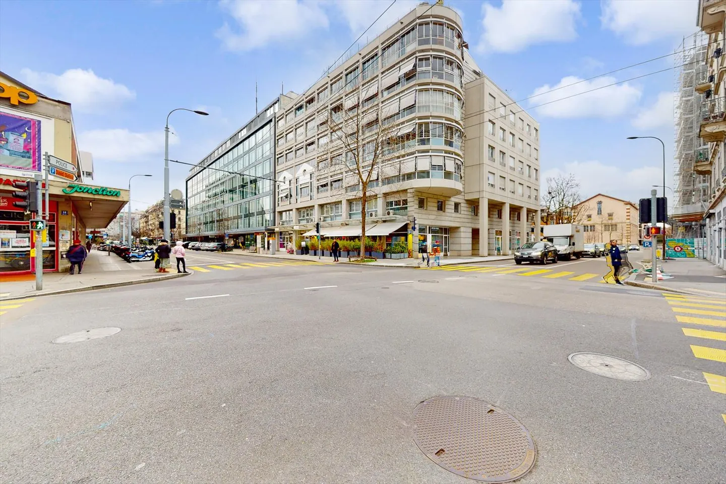 Helle Wohnung im Stadtteil Jonction - Foto 1 von 7