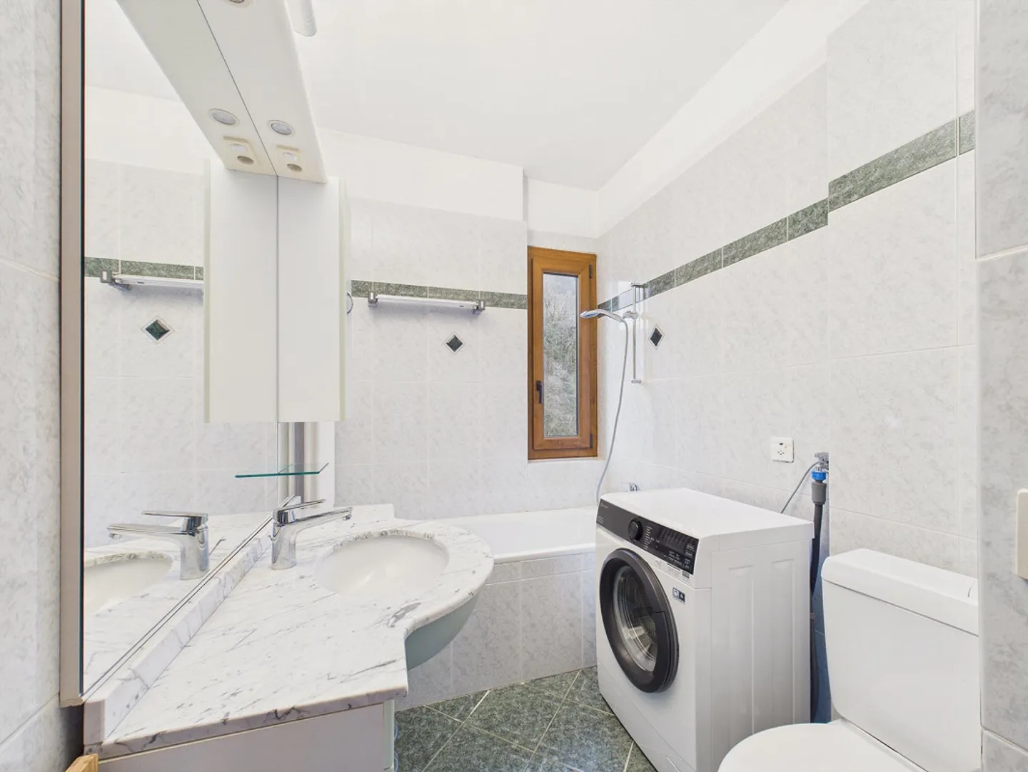 Appartamento luminoso con vista lago - Foto 6 di 14