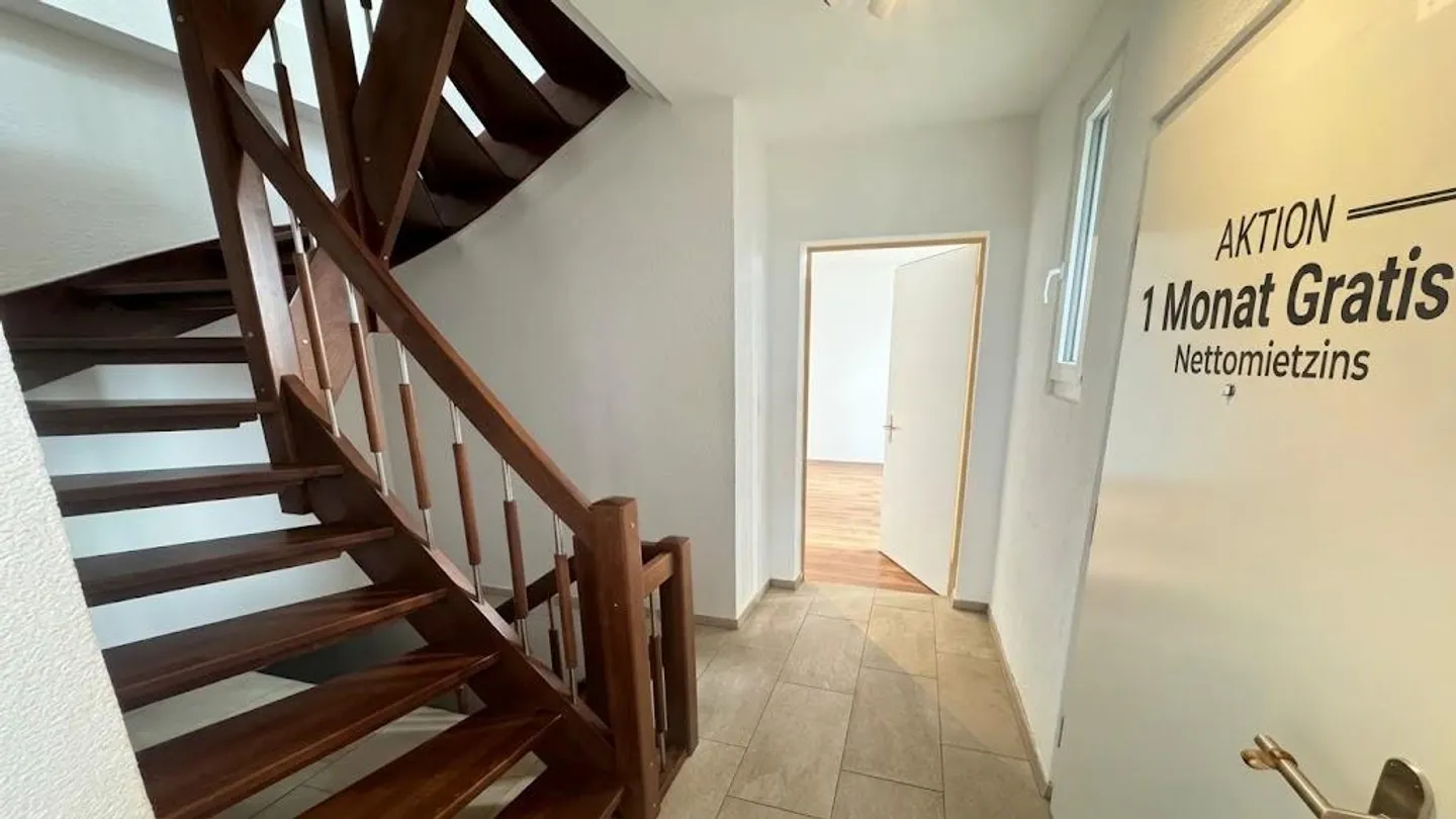Free Net Rent - Apartment with House Character - Photo 1 of 11