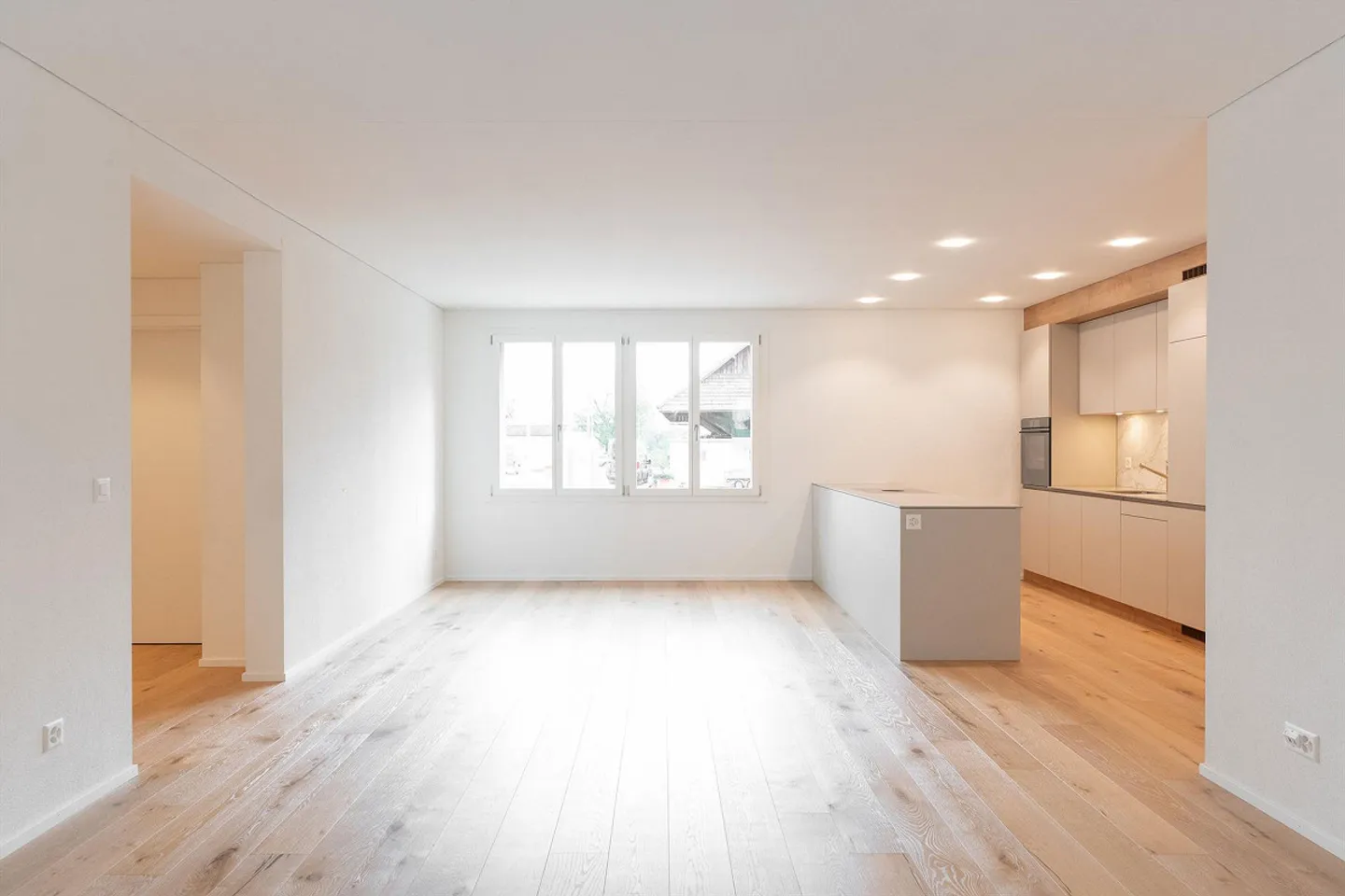 Charmante 5.5 Zimmer Wohnung - Foto 1 von 13