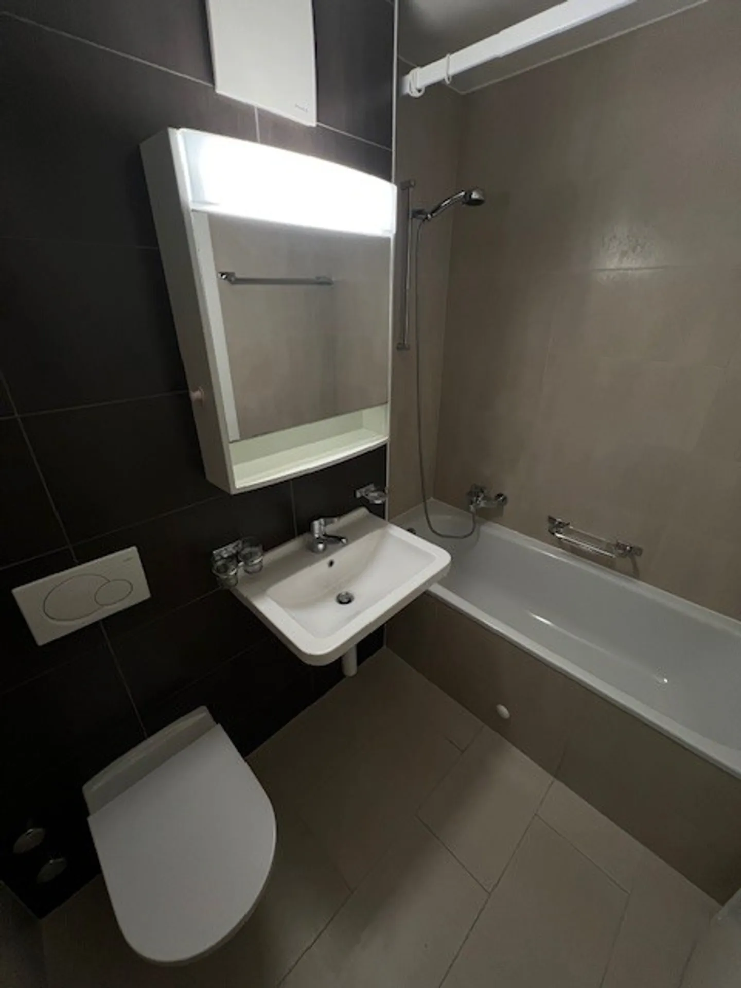 Charmante Wohnung in Yverdon - Foto 4 von 6