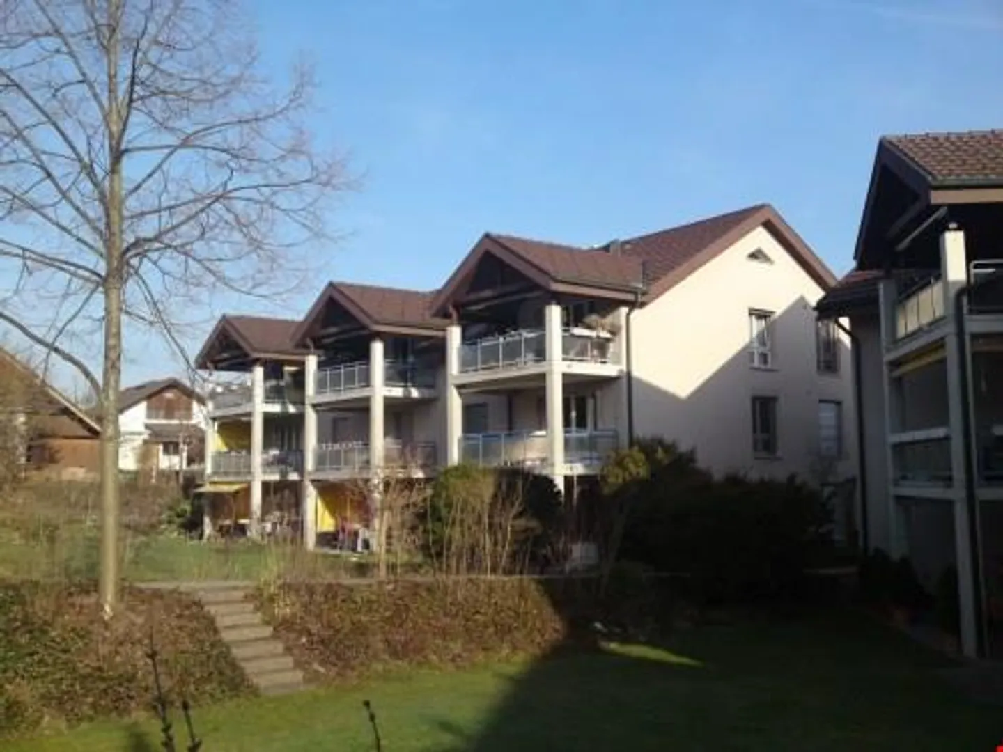 Appartamento appena ristrutturato con balcone/spazio giardino - Foto 1 di 10