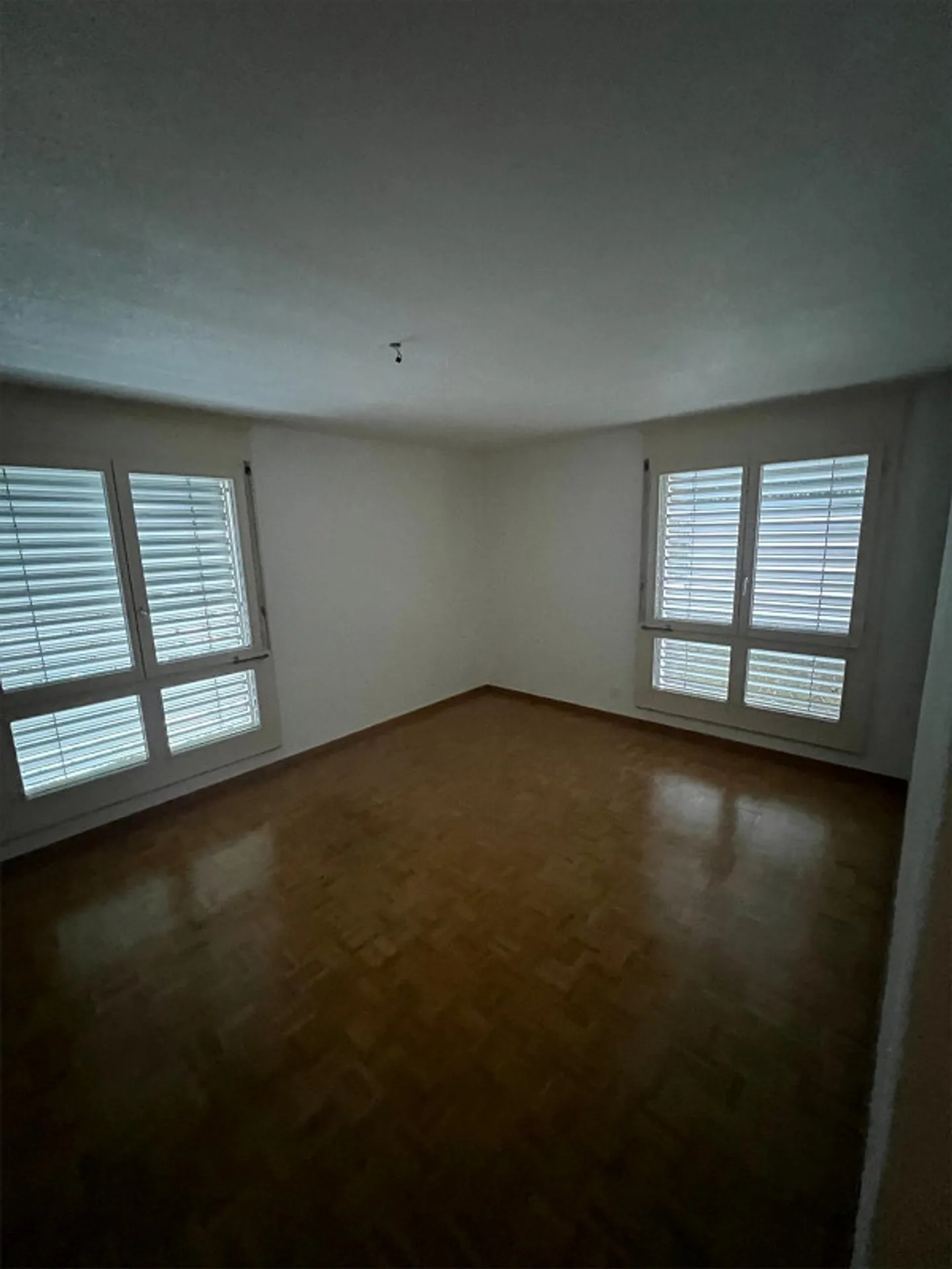 Appartamento appena ristrutturato con balcone/spazio giardino - Foto 9 di 10