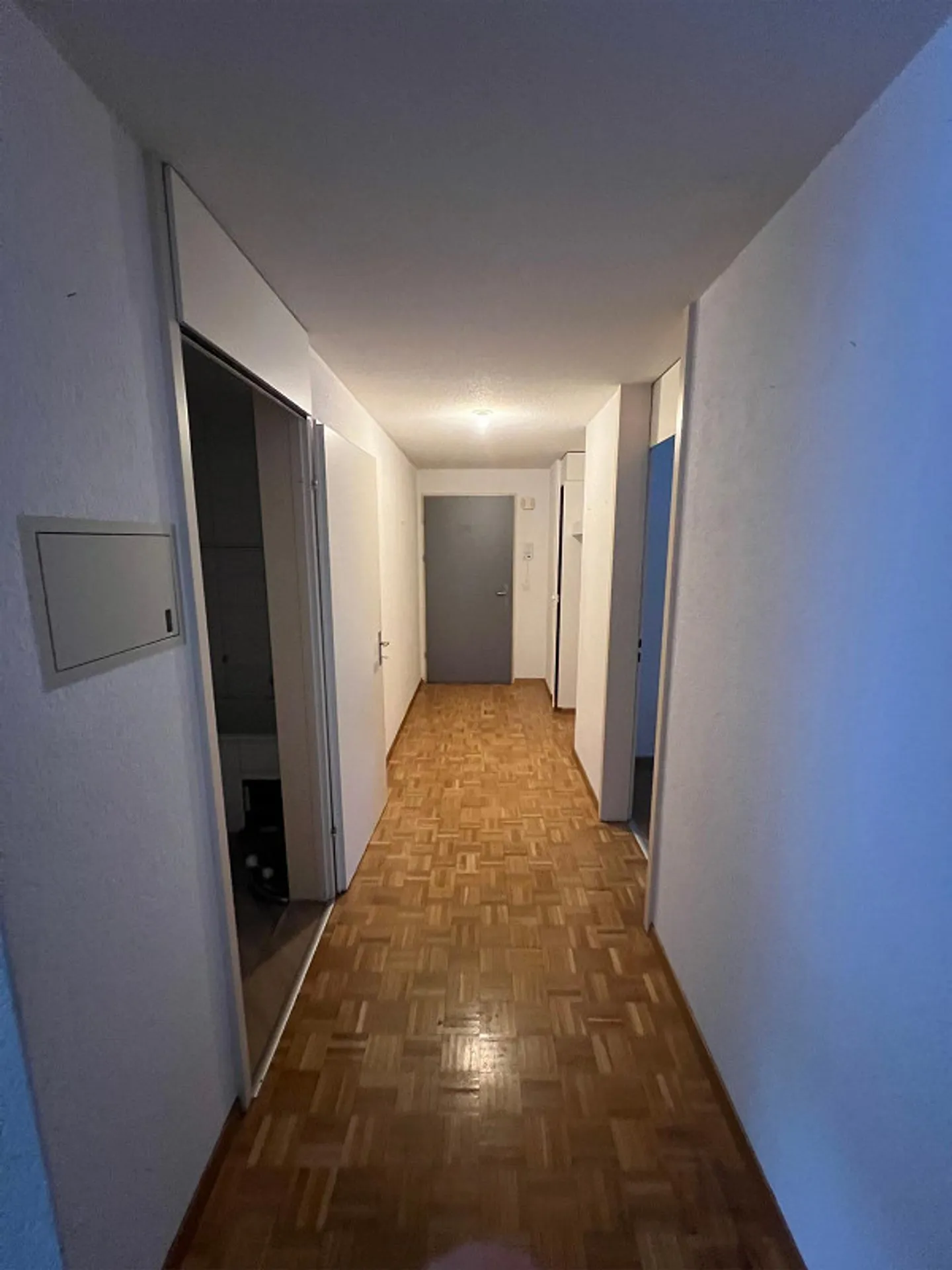 Appartamento appena ristrutturato con balcone/spazio giardino - Foto 10 di 10