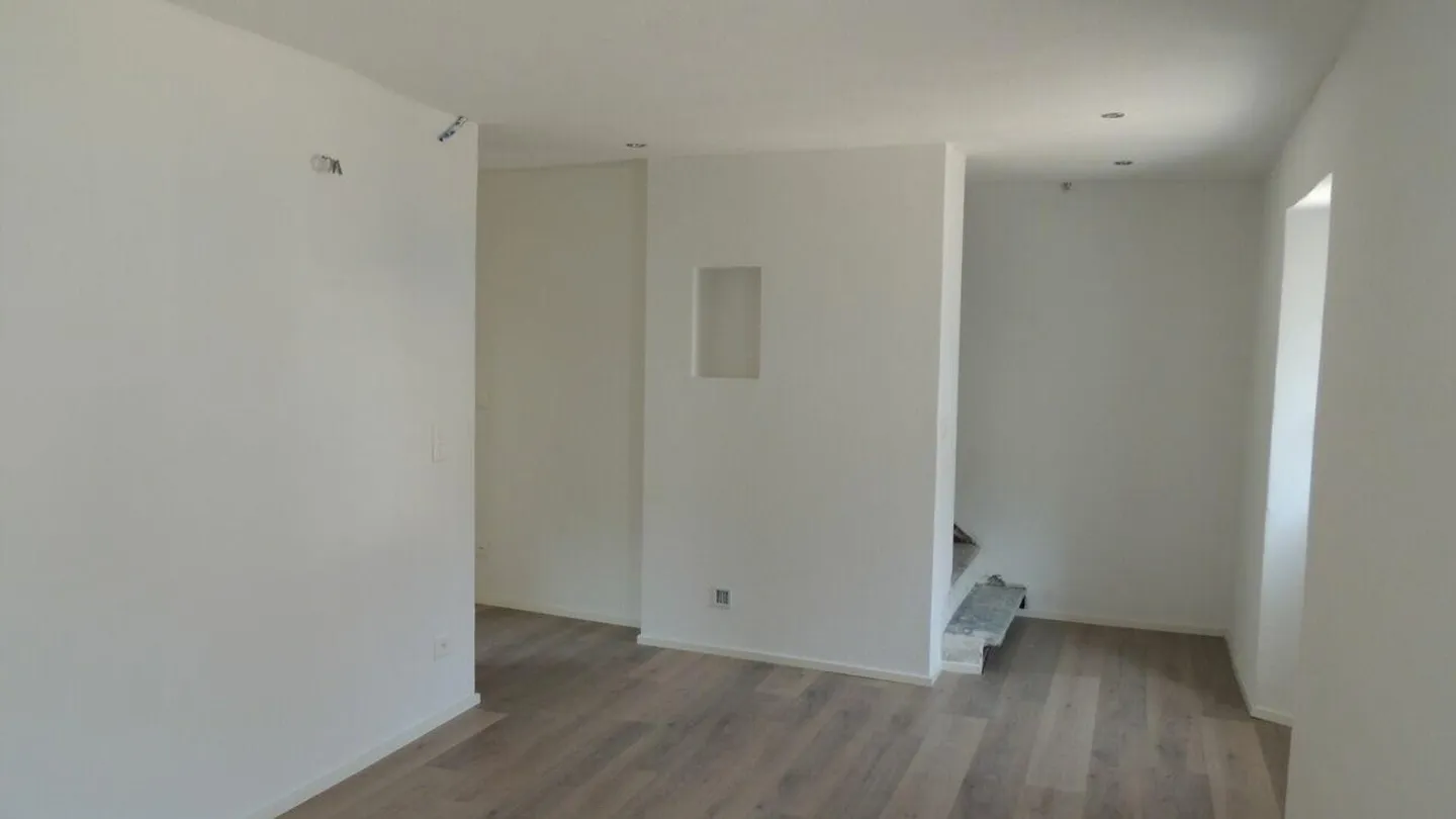 Romantic single-family home with 4.5 rooms and garden - Photo 3 of 15