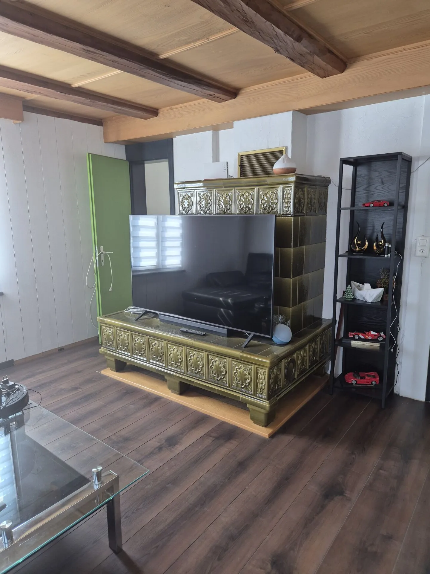 Ferme avec appartement et grange à louer - Photo 5 sur 10