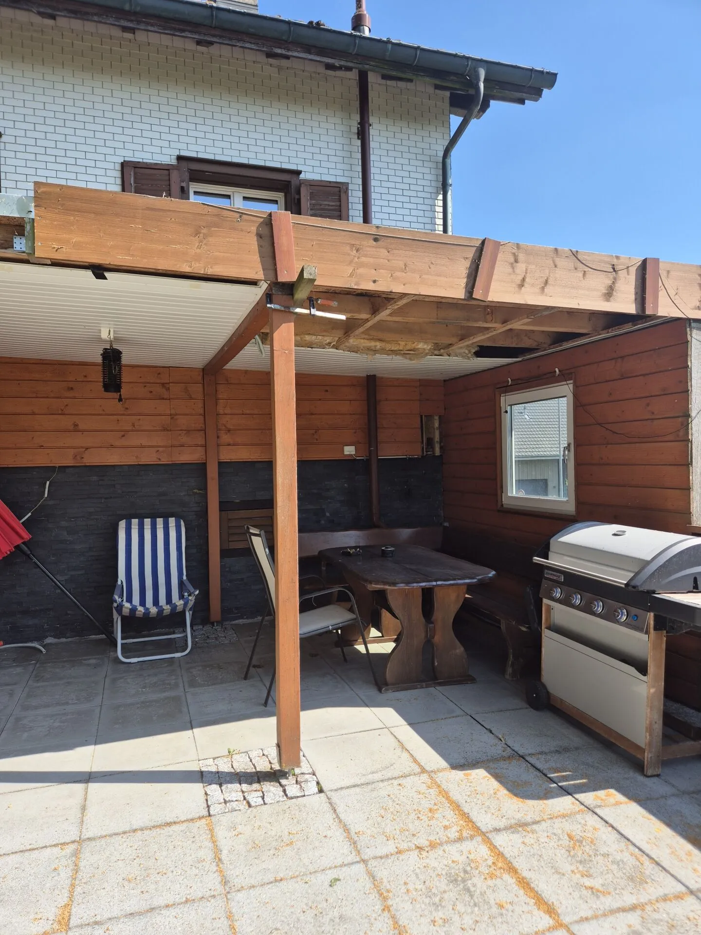 Ferme avec appartement et grange à louer - Photo 7 sur 10