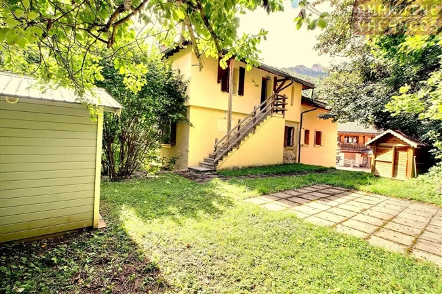 Village House with 2 Apartments - Photo 5 of 20