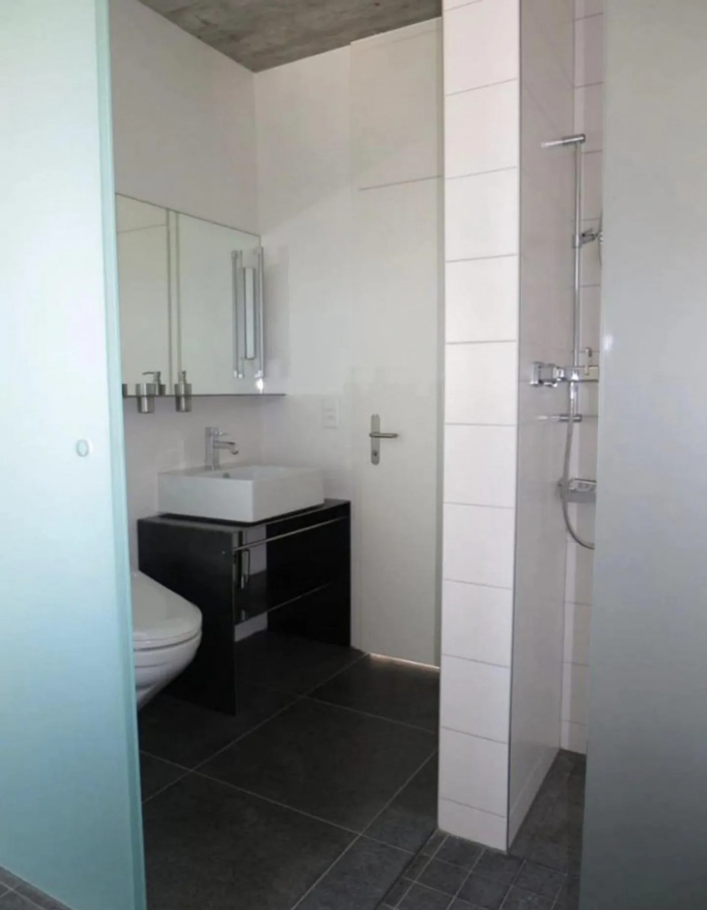 Exclusive penthouse apartment with 3 terraces & magnificent view - Photo 8 of 10