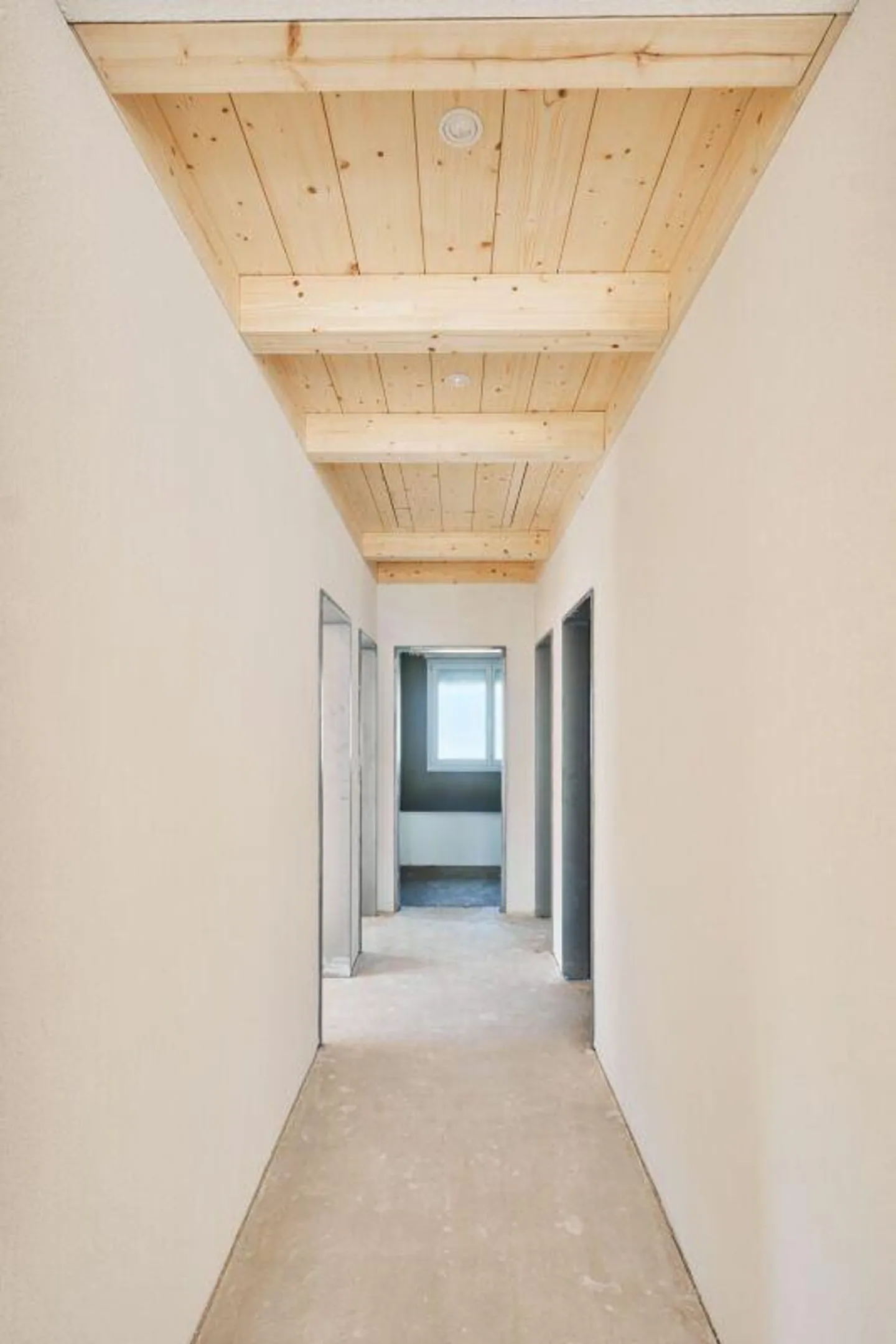Maison double de 6 1/2 pièces avec surface de terrain utilisable - Photo 6 sur 6