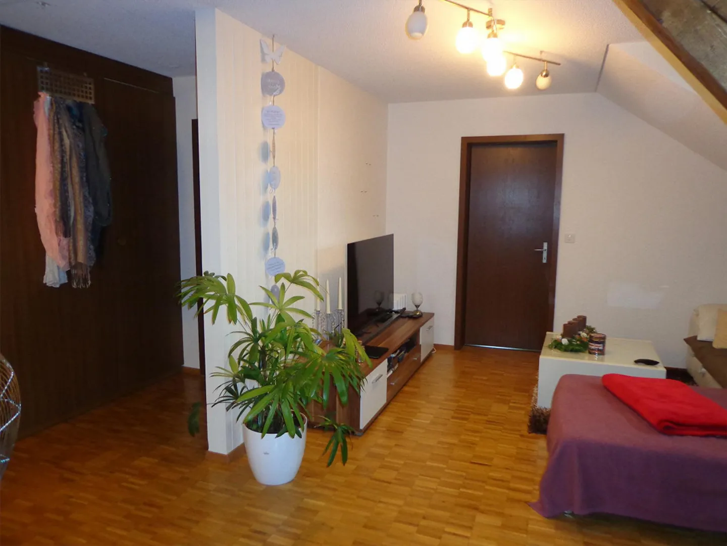 Charmante Dachwohnung in Kriegstetten - Foto 4 von 14