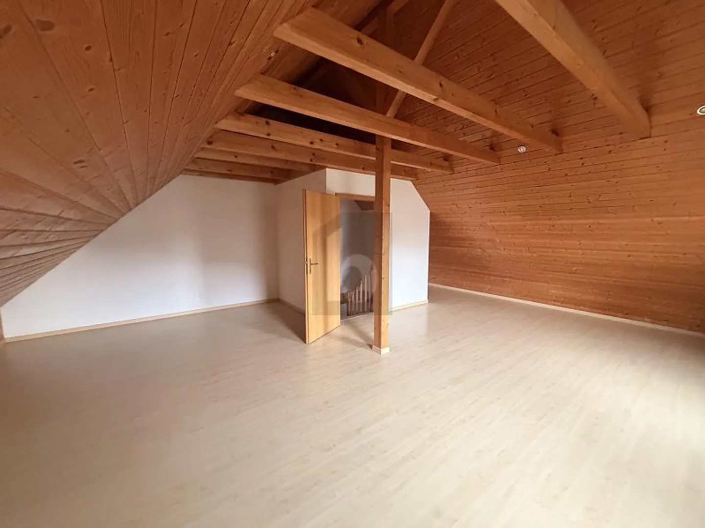 Family-Friendly Semi-Detached House in Timber Construction - Photo 4 of 6