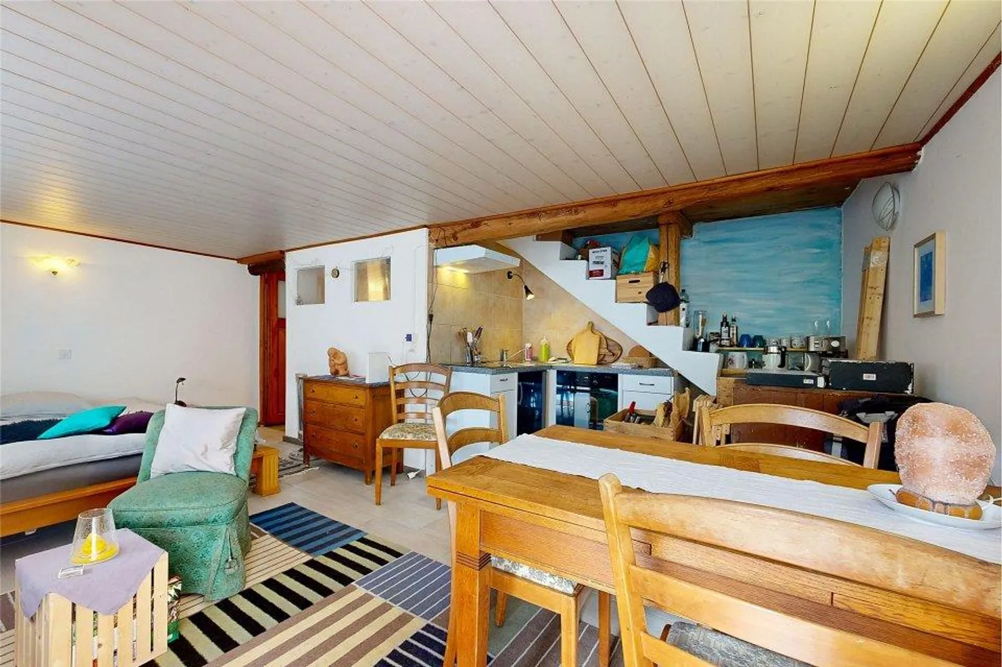 Casa con tre appartamenti - Foto 5 di 13