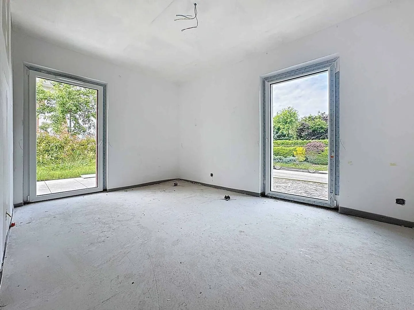 Neues 2,5-Zimmer-Apartment mit Terrasse und Garten! - Foto 2 von 13