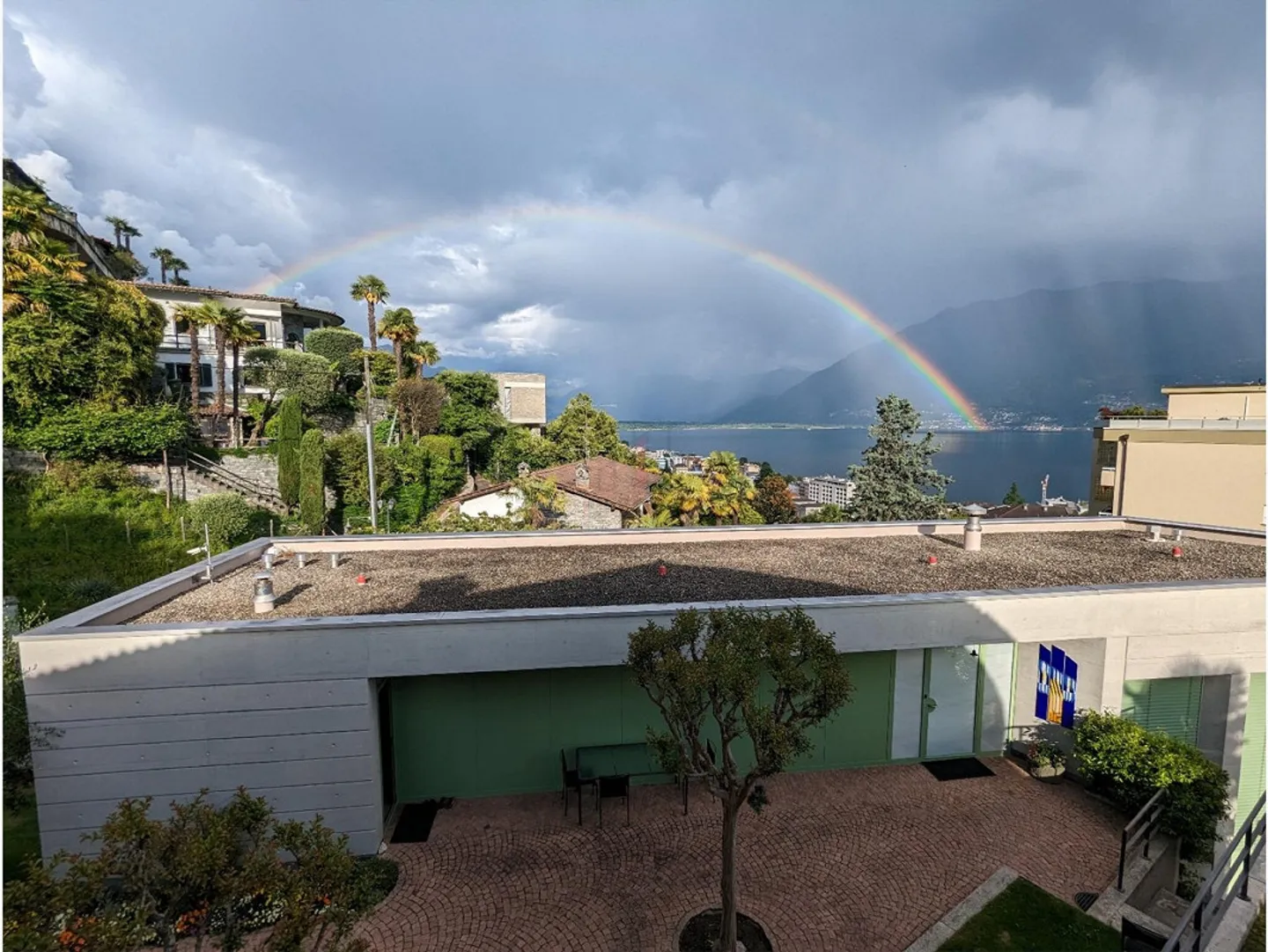 NEW PRICE, PRIVACY AND CLASS - Photo 8 of 13