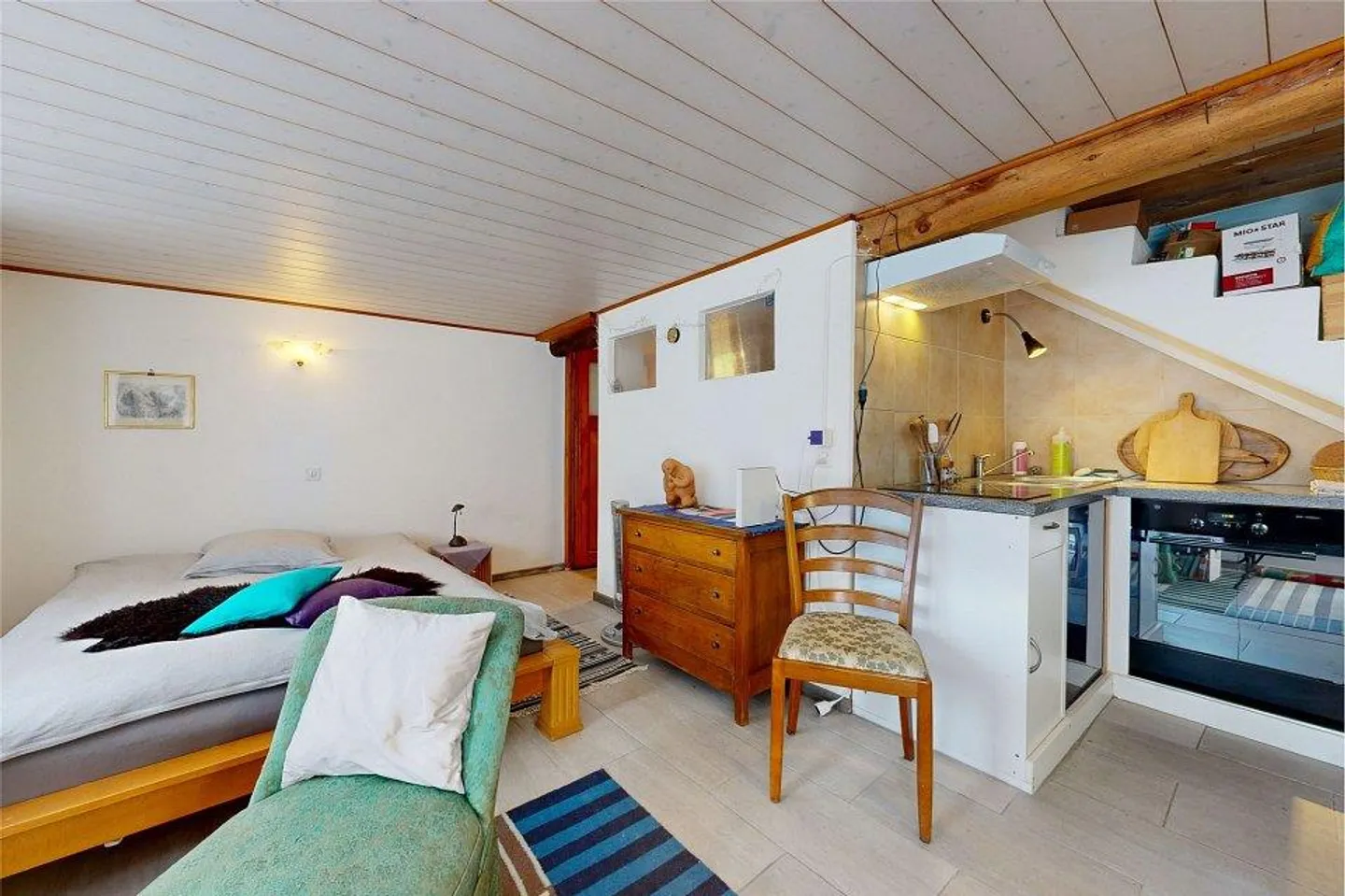 Casa con tre appartamenti - Foto 6 di 13
