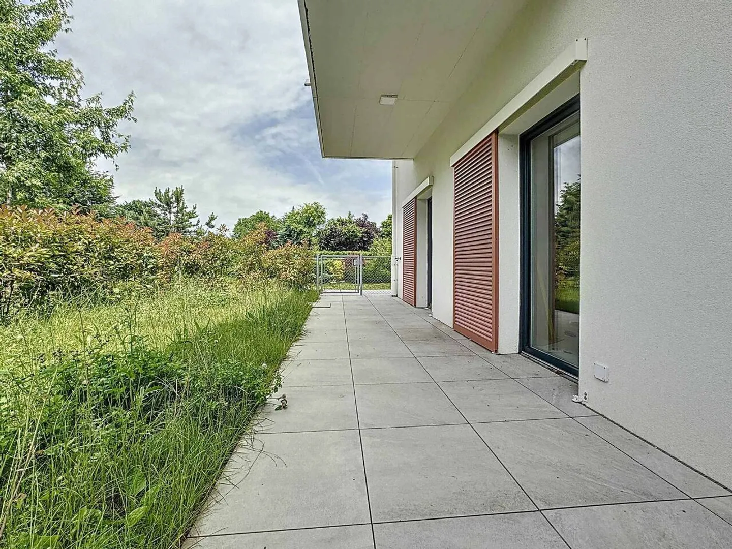 Neues 2,5-Zimmer-Apartment mit Terrasse und Garten! - Foto 6 von 13
