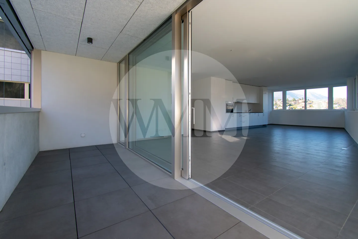 SPACIOUS AND MODERN 3.5 ROOMS IN PAZZALLO - Photo 4 of 11