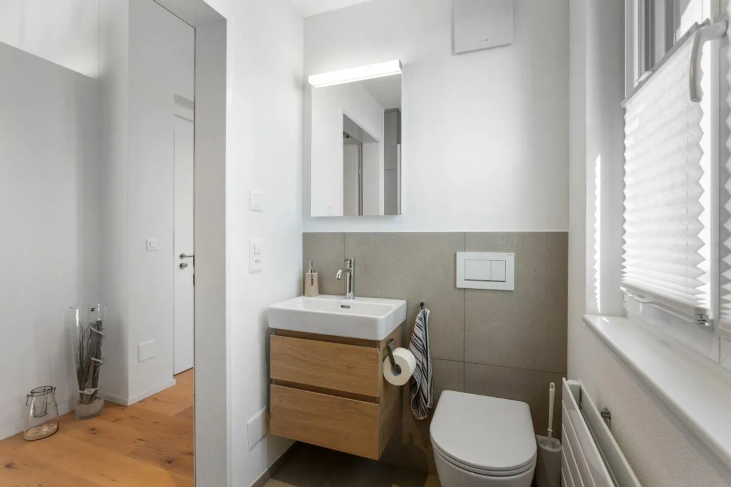 Grosszügige moderne Attique - Foto 10 von 13