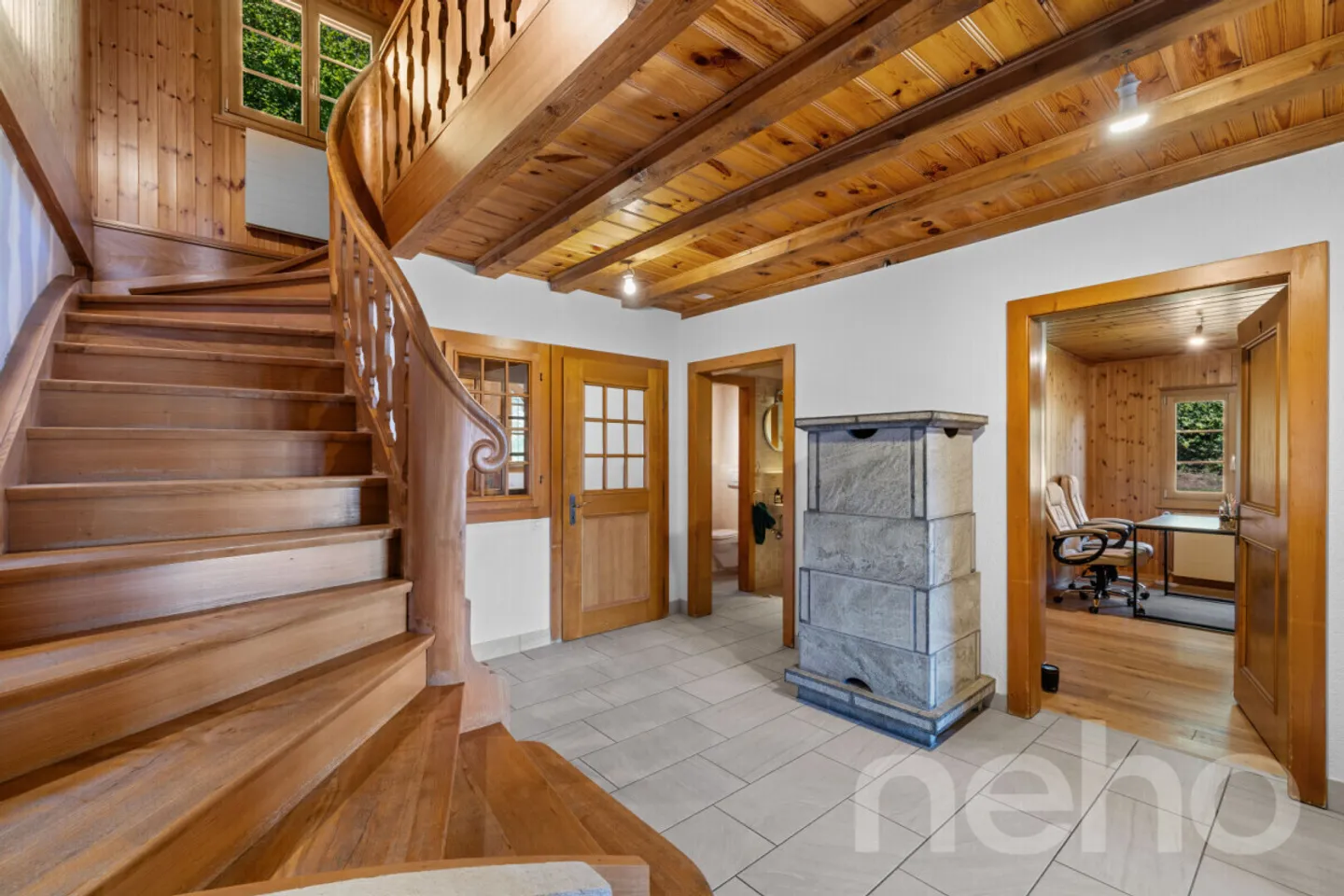 Chalet di prestigio a Crans-Montana con appartamento indipendente - Foto 7 di 12