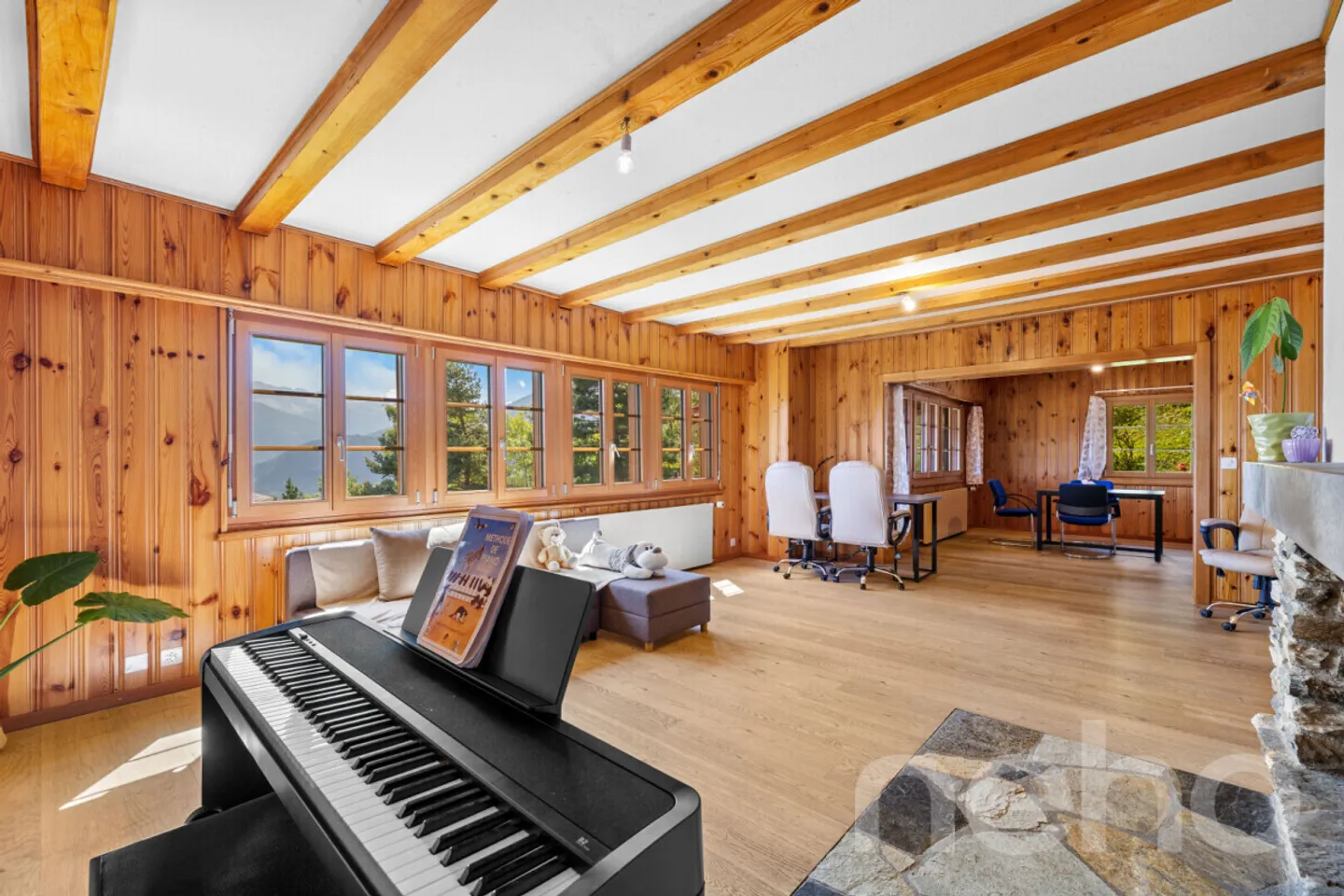 Chalet di prestigio a Crans-Montana con appartamento indipendente - Foto 8 di 12