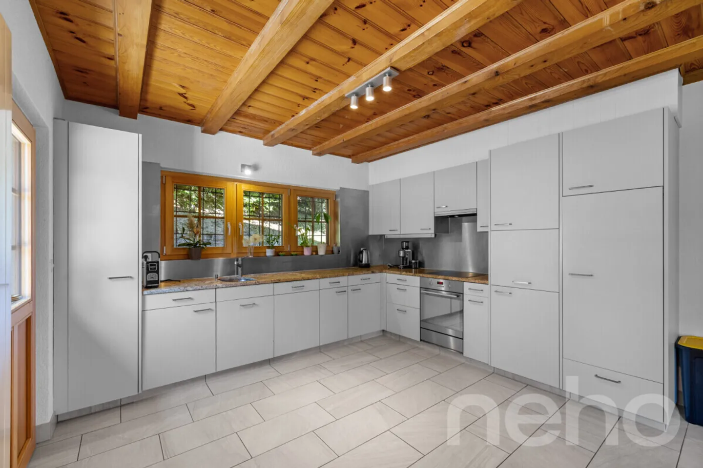 Chalet di prestigio a Crans-Montana con appartamento indipendente - Foto 9 di 12