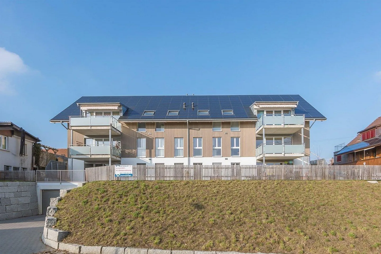 Charming attic apartment with beautiful views - Photo 1 of 11