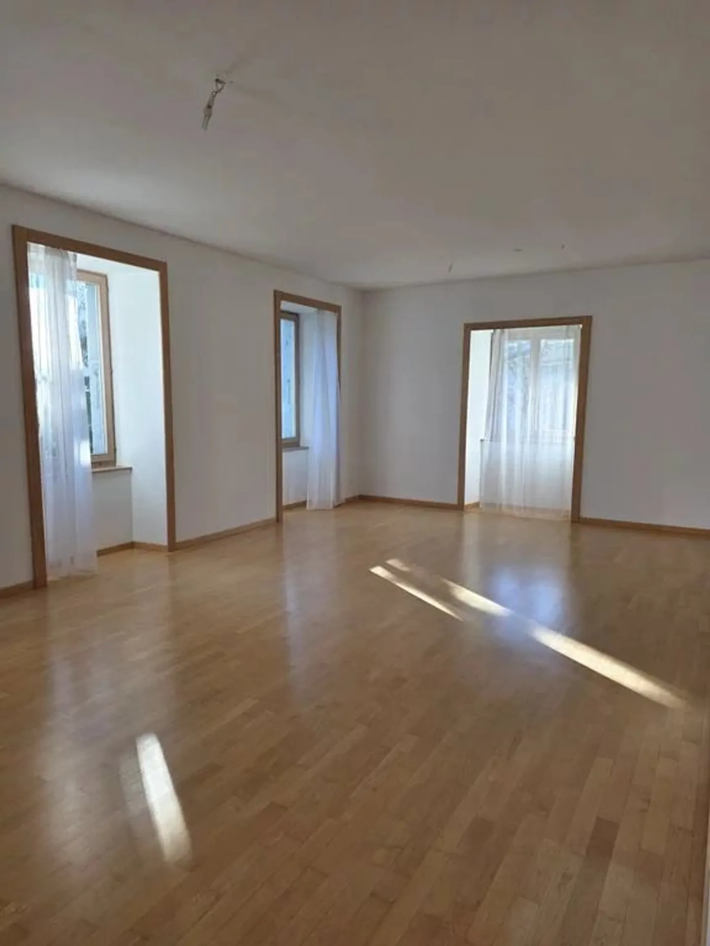 4.5 Room Apartment - Photo 2 of 8