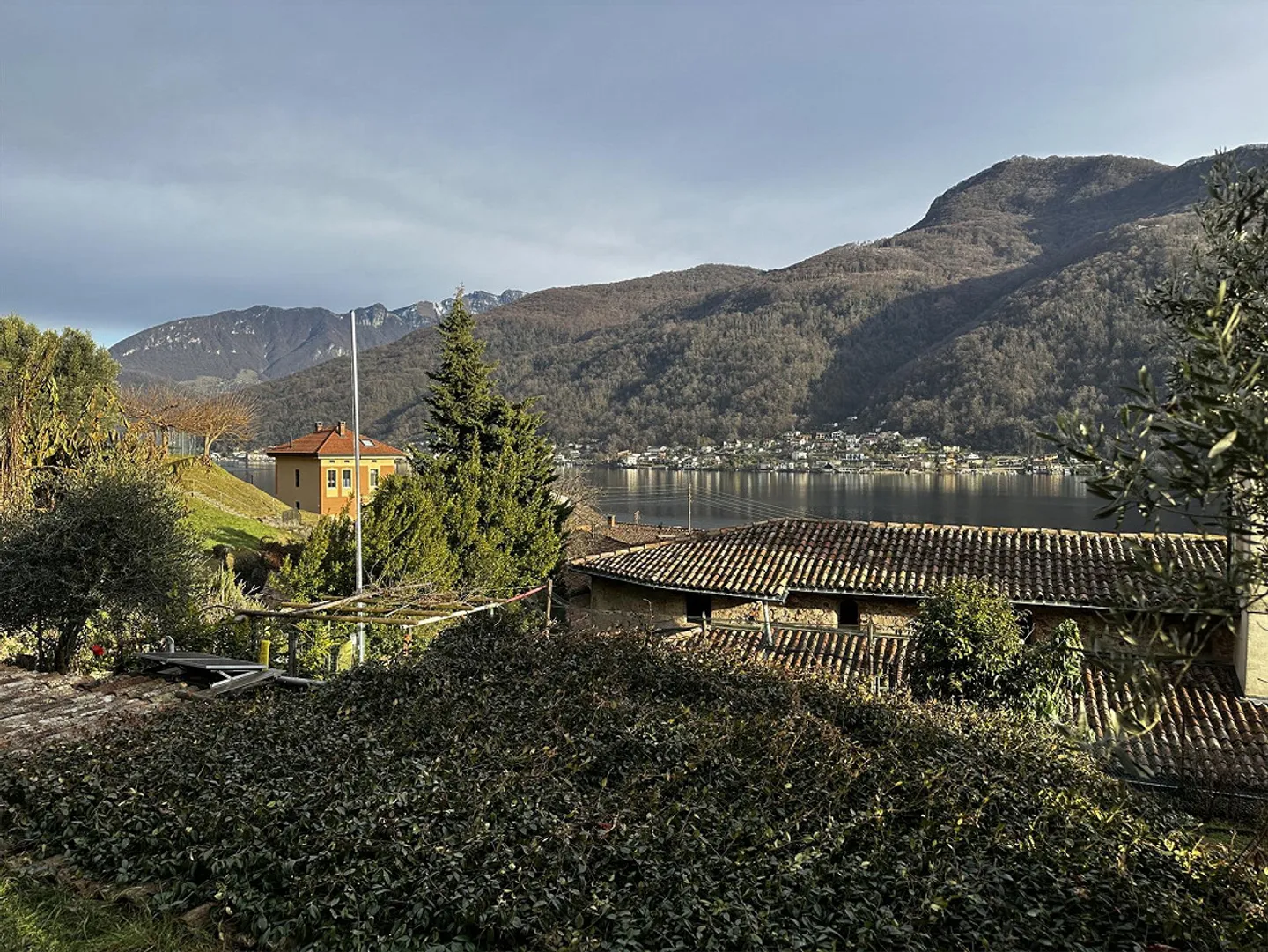 Maison de village charmante à Morcote avec Grotto et jardin avec vue sur le lac - Photo 13 sur 13