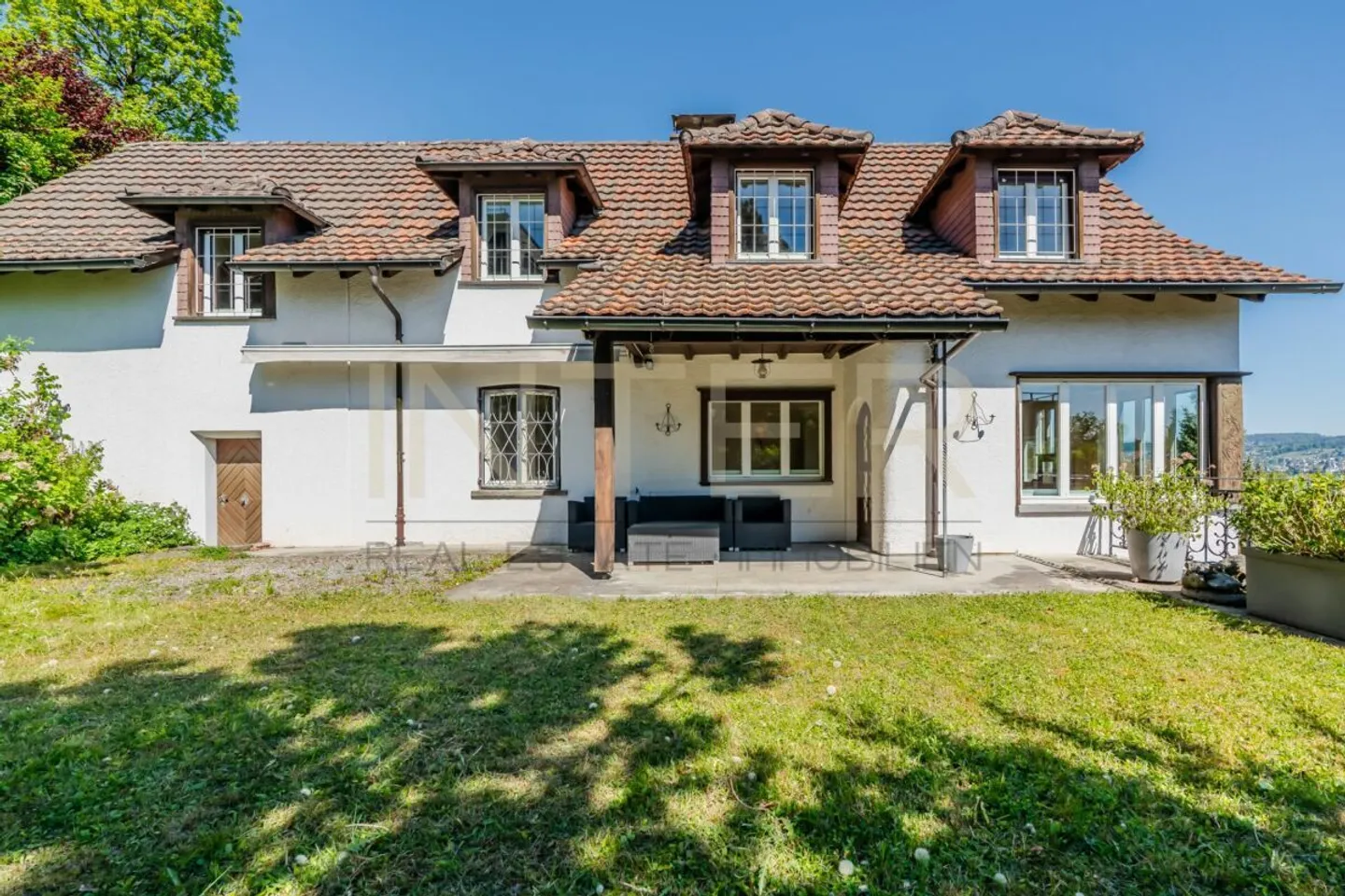 Stilvolles freistehendes Haus mit Seesicht - Foto 27 von 30