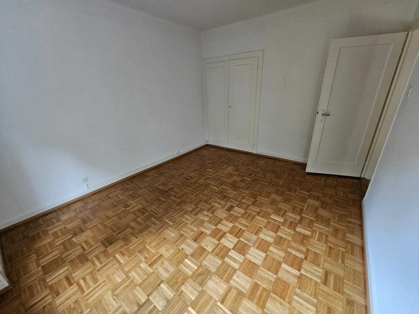 Appartamento di 2.5 locali al 1 ° piano - Foto 3 di 8