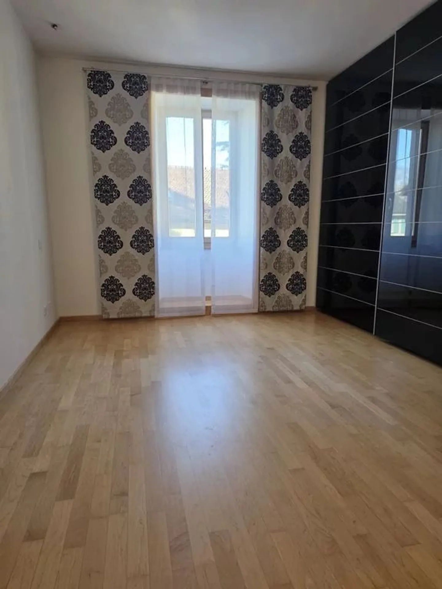 4.5 Room Apartment - Photo 5 of 8