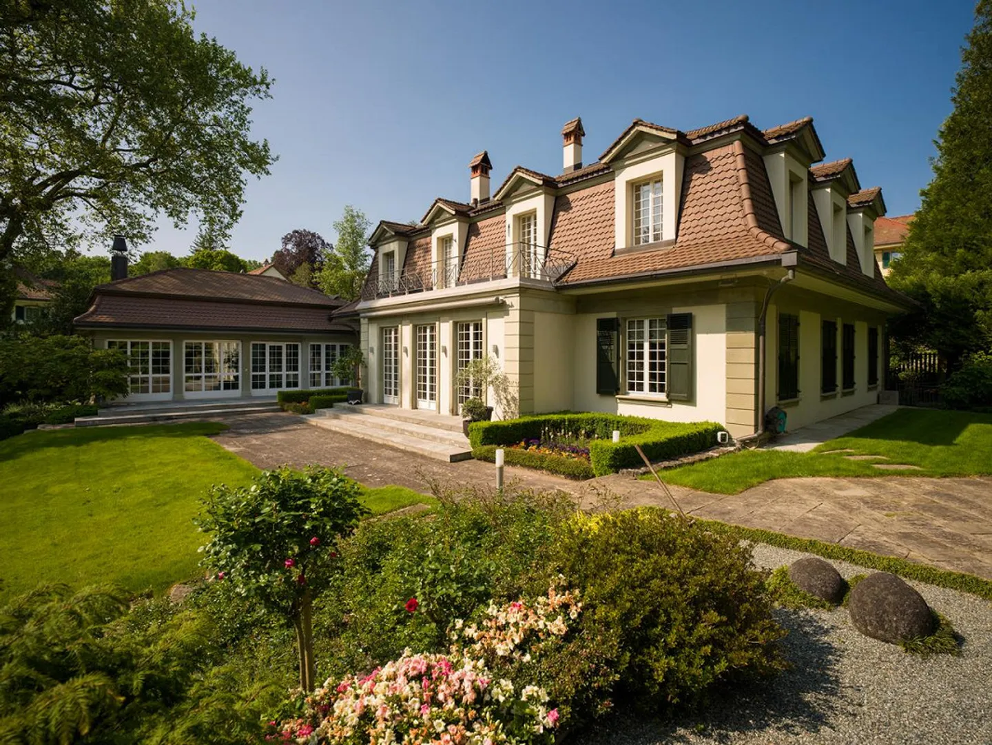 Résidences dans le quartier de l'ambassade de Berne - Photo 2 sur 9