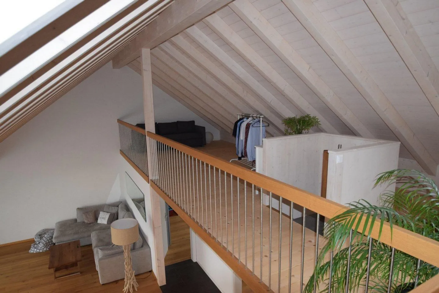 Charming attic apartment with beautiful views - Photo 8 of 11