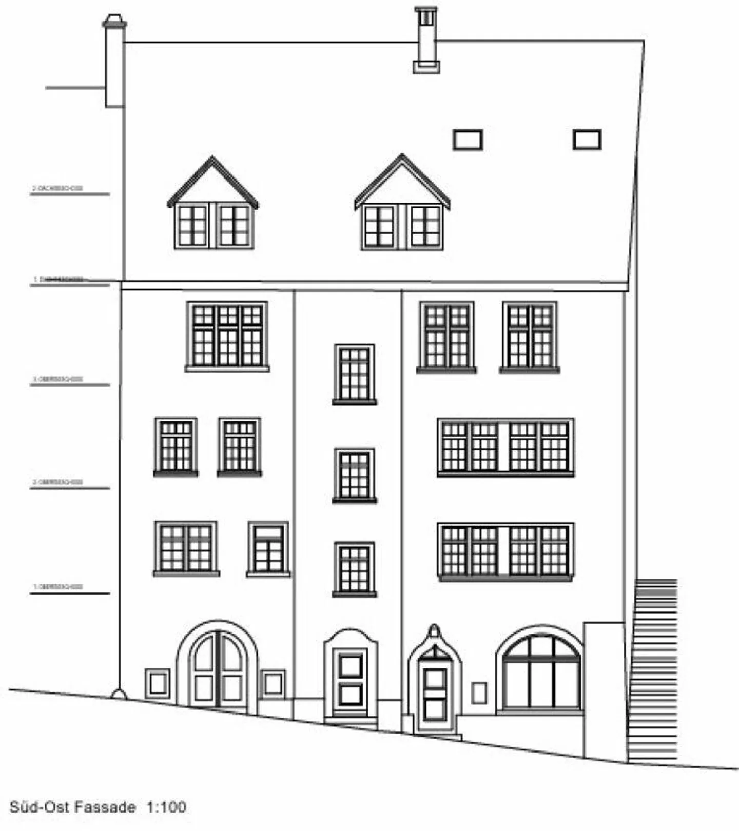 Commercial property in a historic building in a central location - Photo 3 of 4