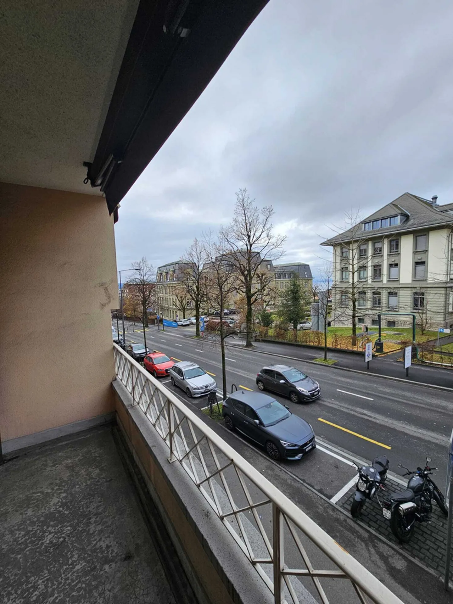 Appartamento di 2.5 locali al 1 ° piano - Foto 8 di 8