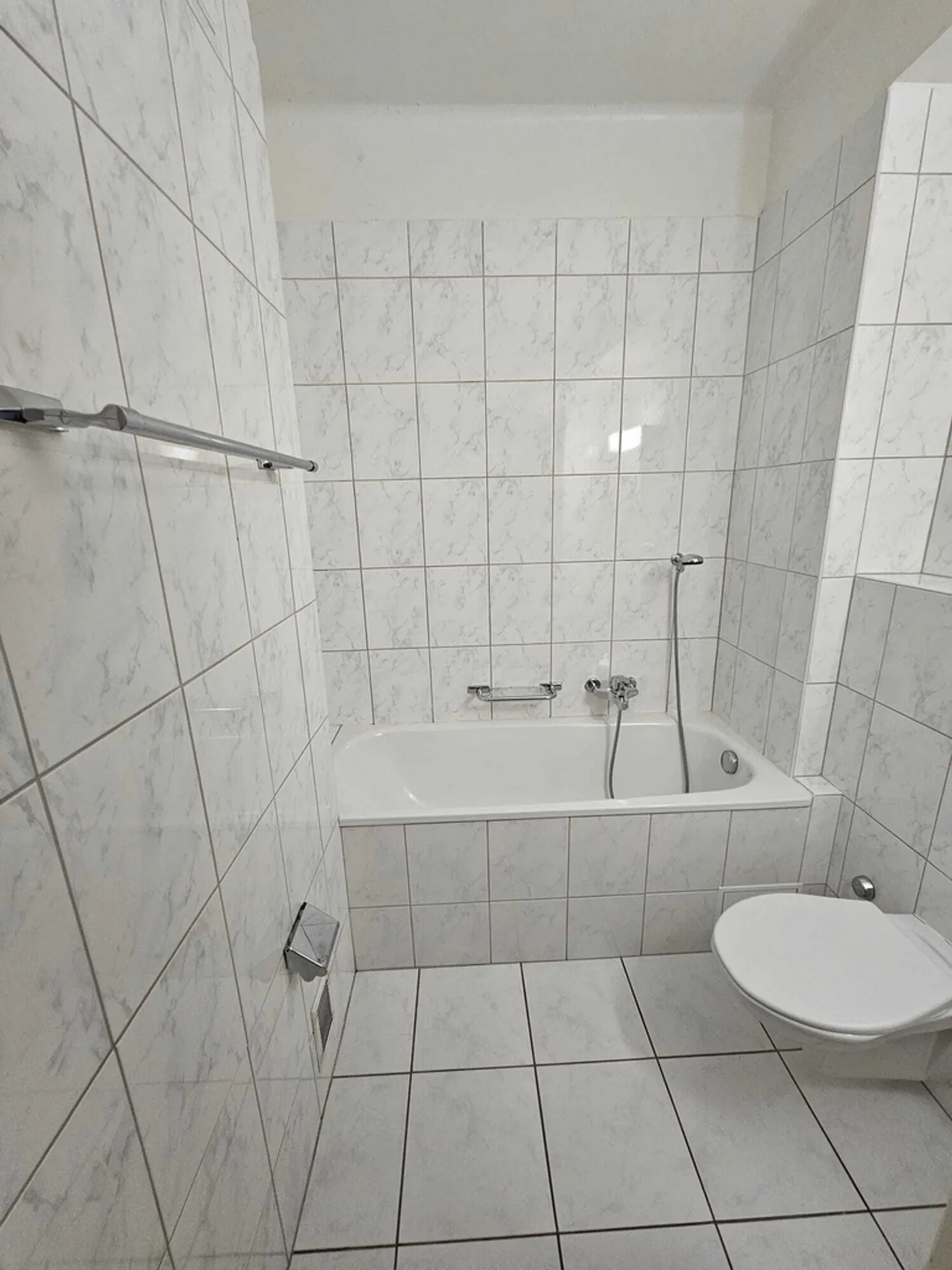 Appartamento di 2.5 locali al 1 ° piano - Foto 6 di 8