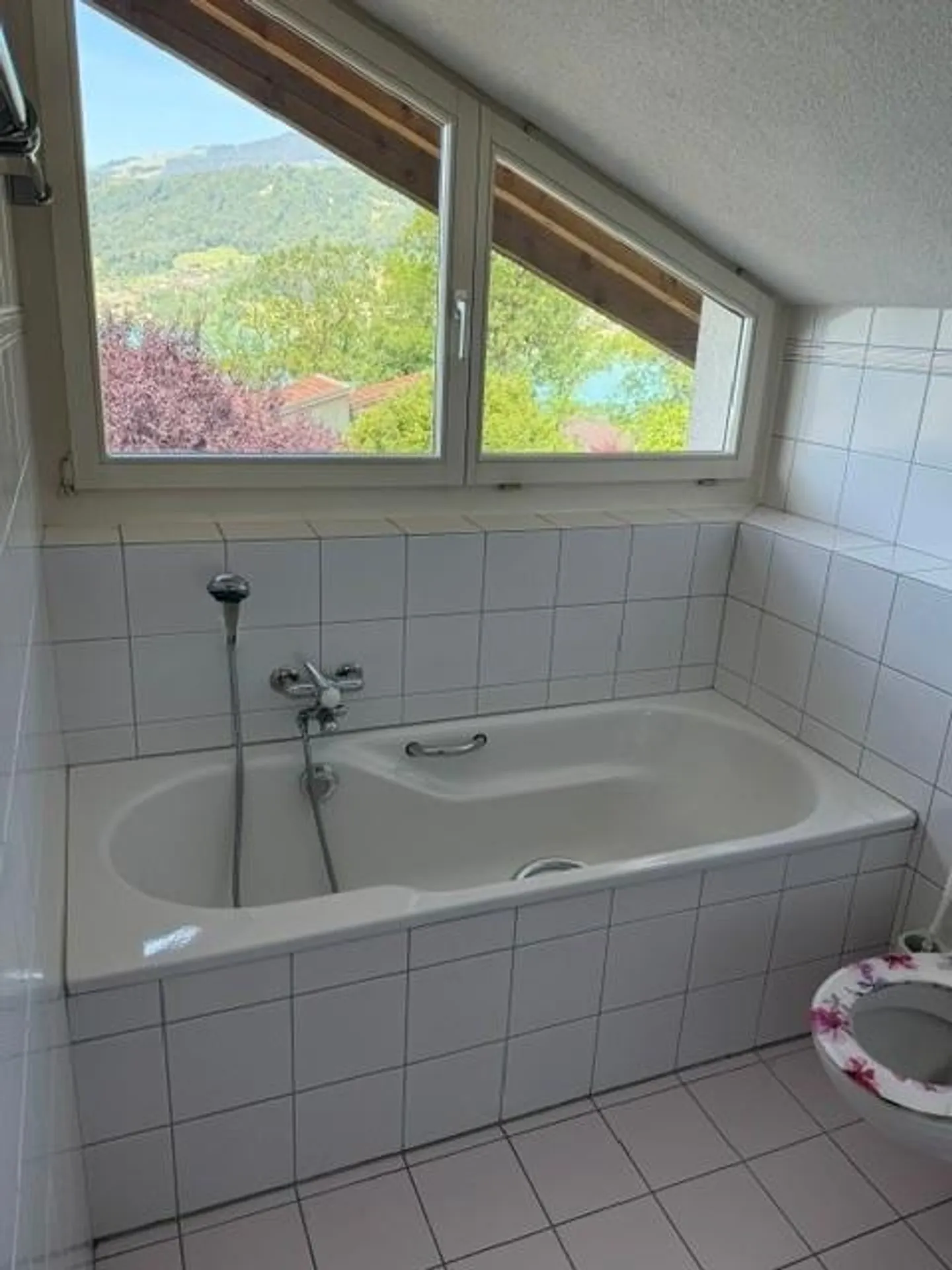 3 1/2-room apartment in the best location - Photo 8 of 12