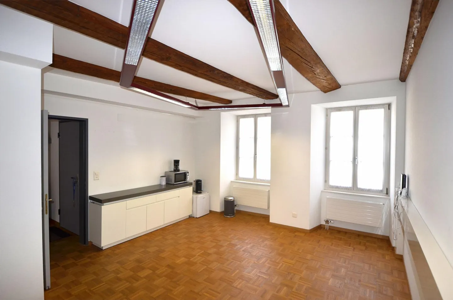 Spazio ufficio/commerciale nel centro storico di Sursee - Foto 2 di 2