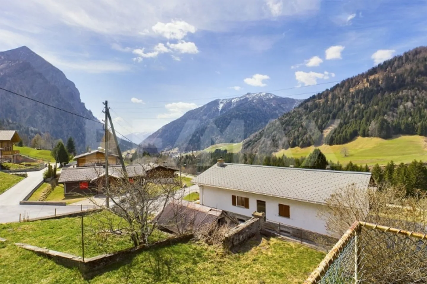 Office space - Photo 4 of 13