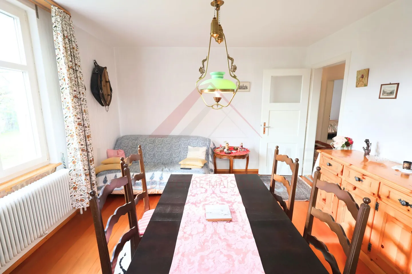 Delémont - immeuble de 3 logements (1934) sur parcelle de 807 m² avec garages et fort potentiel : rénovation, transformation ou reconstruction - Photo 3 sur 26