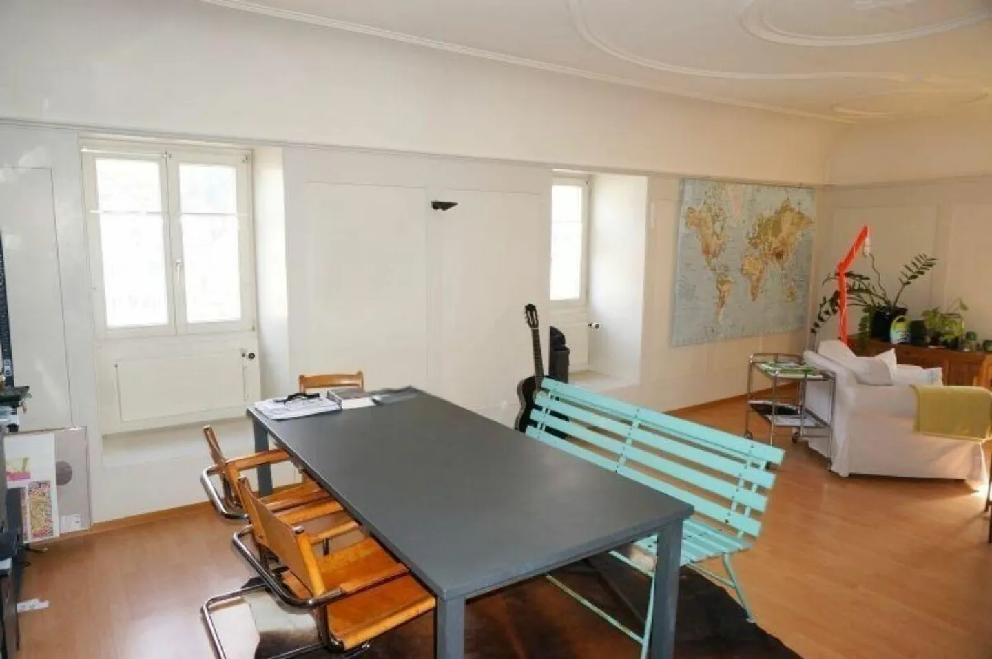 Appartamento duplex di 2½ stanze e appartamento di 1½ stanza con due garage singoli e due posti auto - Foto 6 di 11