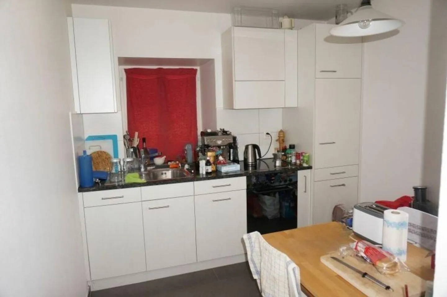 Appartamento duplex di 2½ stanze e appartamento di 1½ stanza con due garage singoli e due posti auto - Foto 9 di 11